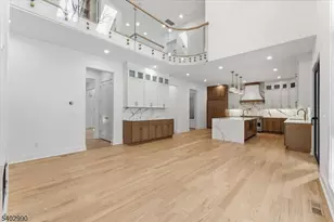 83 Falcon Rd, Livingston, NJ 07039 - Photo 17