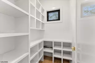 83 Falcon Rd, Livingston, NJ 07039 - Photo 9