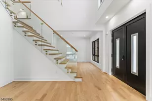 83 Falcon Rd, Livingston, NJ 07039 - Photo 3