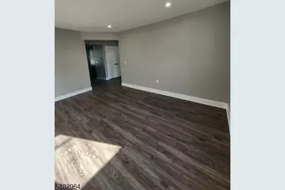 93 Hughes St #3, Maplewood, NJ 07040 - Photo 3