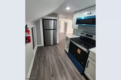 93 Hughes St #5, Maplewood, NJ 07040 - Photo 5