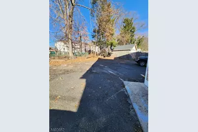 93 Hughes St #1, Maplewood, NJ 07040 - Photo 17