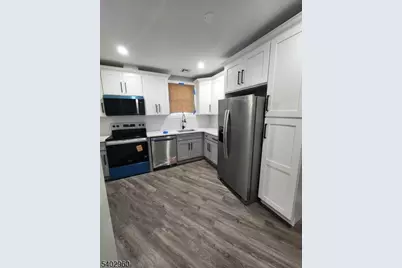 93 Hughes St #2, Maplewood, NJ 07040 - Photo 5