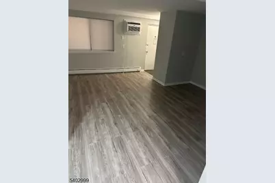 340 Hudson St, Hackensack, NJ 07601 - Photo 5