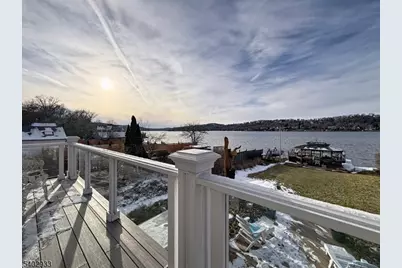 96 E Shore Trl, Sparta Township, NJ 07871 - Photo 17