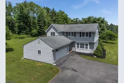 4 Orchid Pl, Clinton Township, NJ 08833 - Photo 33