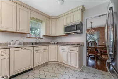 4 Orchid Pl, Clinton Township, NJ 08833 - Photo 3