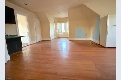 66 Scheerer Ave, Newark, NJ 07112 - Photo 11