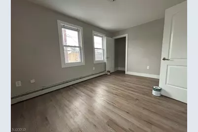 355 River Dr #2, Garfield, NJ 07026 - Photo 3