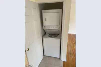 1527 Lamberts Mill Rd #1A, Westfield, NJ 07090 - Photo 5