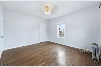14 Vassar Ave, Newark, NJ 07112 - Photo 27