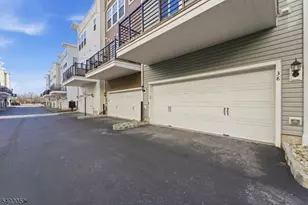 38 Bond St, North Brunswick Township, NJ 08902 - Photo 27