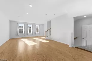 38 Bond St, North Brunswick Township, NJ 08902 - Photo 7