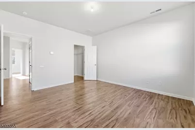 6 Bond St, North Brunswick Township, NJ 08902 - Photo 25