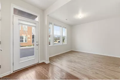 6 Bond St, North Brunswick Township, NJ 08902 - Photo 3