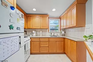 94 Trimble Ave, Clifton, NJ 07011 - Photo 15