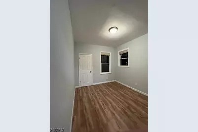 133 Mapes #2, Newark, NJ 07112 - Photo 11