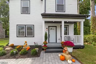 78 Maple Ln, Wayne, NJ 07470 - Photo 7