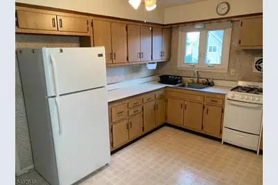 172 Kanouse St #2, Boonton Town, NJ 07005 - Photo 5