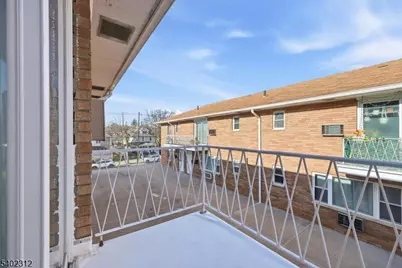 435 Teaneck Rd #11, Ridgefield, NJ 07660 - Photo 15