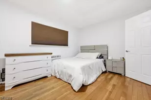 435 Teaneck Rd, Ridgefield, NJ 07660 - Photo 13