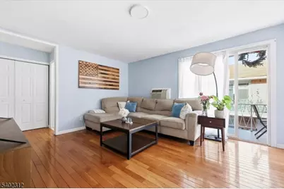 435 Teaneck Rd #11, Ridgefield, NJ 07660 - Photo 5