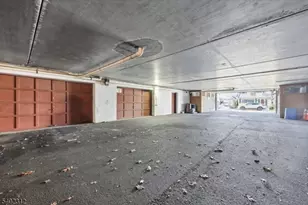 435 Teaneck Rd, Ridgefield, NJ 07660 - Photo 19