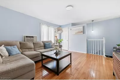 435 Teaneck Rd #11, Ridgefield, NJ 07660 - Photo 7