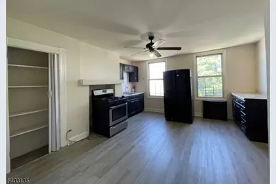 115 Park Ave, Newark, NJ 07104 - Photo 5