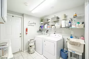 162 Glenwood Ave, Jersey City, NJ 07306 - Photo 37