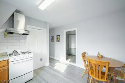 162 Glenwood Ave #3, Jersey City, NJ 07306 - Photo 33