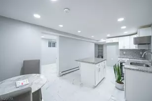 162 Glenwood Ave, Jersey City, NJ 07306 - Photo 15