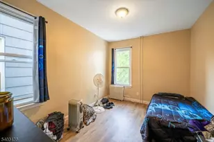 162 Glenwood Ave, Jersey City, NJ 07306 - Photo 27