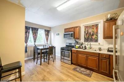 162 Glenwood Ave #3, Jersey City, NJ 07306 - Photo 23