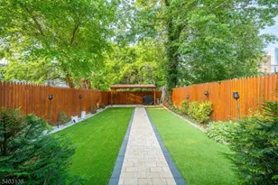 162 Glenwood Ave, Jersey City, NJ 07306 - Photo 41