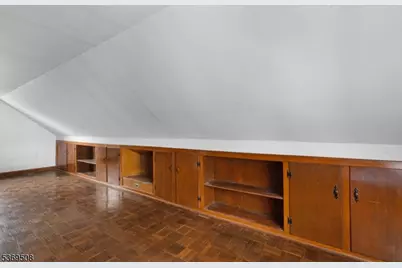 836 S Park Ave, Linden, NJ 07036 - Photo 17