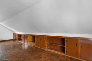 836 S Park Ave, Linden, NJ 07036 - Photo 17