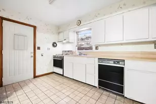 1225 Inwood Terrace, Fort Lee, NJ 07024 - Photo 7