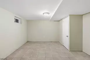 1124 Hampton Pl, Elizabeth, NJ 07201 - Photo 13