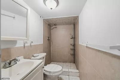 1124 Hampton Pl, Elizabeth, NJ 07201 - Photo 15