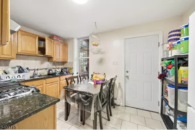 1124 Hampton Pl, Elizabeth, NJ 07201 - Photo 7