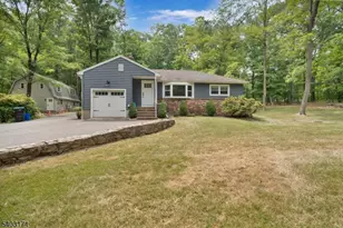 422 Hollow Rd, Montgomery Township, NJ 08558 - Photo 29