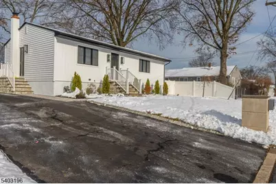 160 Grandview Ave, Piscataway Township, NJ 08854 - Photo 1