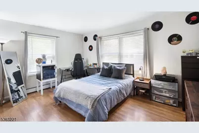 4 Grove St, Hampton Township, NJ 07860 - Photo 15