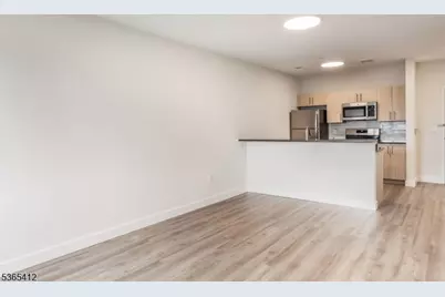 72 S Essex Ave #609, Orange, NJ 07050 - Photo 7