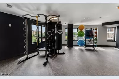 72 S Essex Ave #602, Orange, NJ 07050 - Photo 23