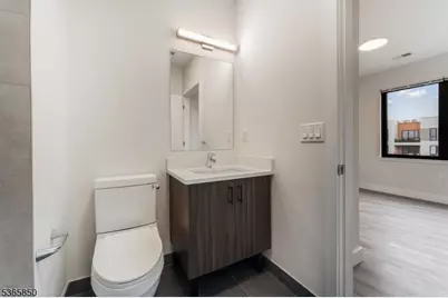 72 S Essex Ave #602, Orange, NJ 07050 - Photo 13