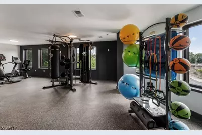 72 S  Essex Ave #203, Orange, NJ 07050 - Photo 15