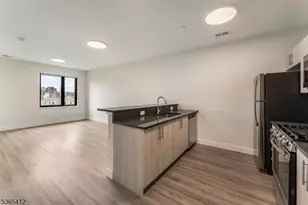 72 S Essex Ave, Orange, NJ 07050 - Photo 5