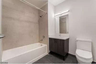 72 S Essex Ave #213, Orange, NJ 07050 - Photo 19